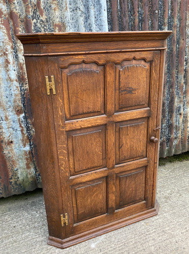Georgian style distressed - distressed, oak